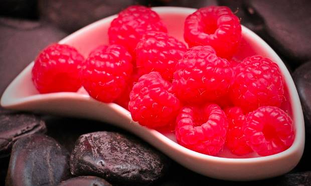 beneficios frutos rojos