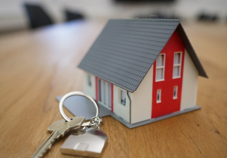 comprar o alquilar una casa, chalet, piso o residencia