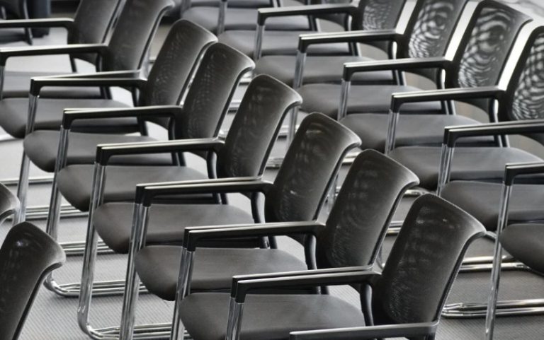 alquiler de sillas para eventos