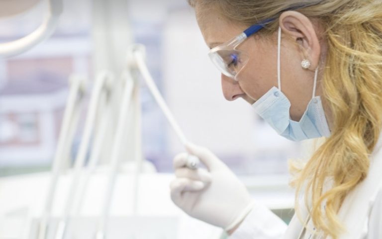 dentista Sevilla